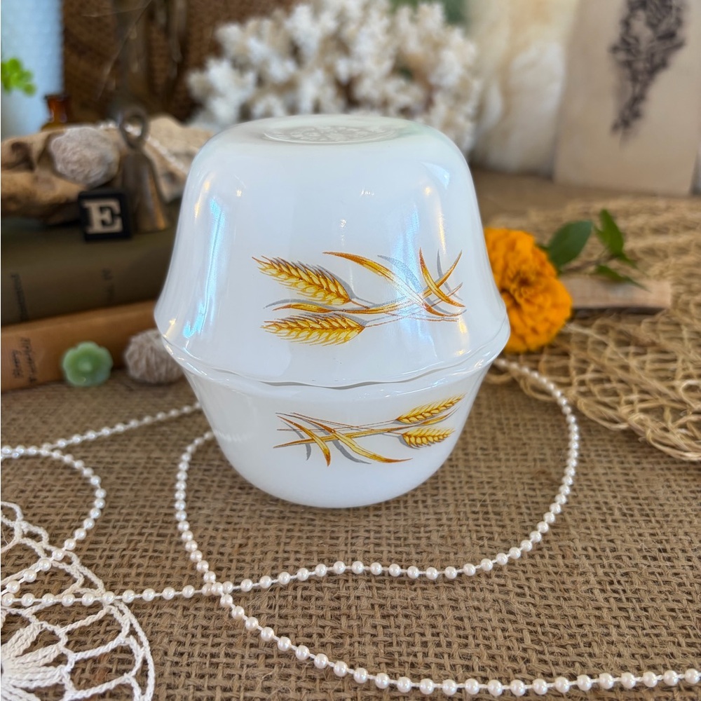 Vintage Glass Bowls 🌾 - Picture 5 of 6